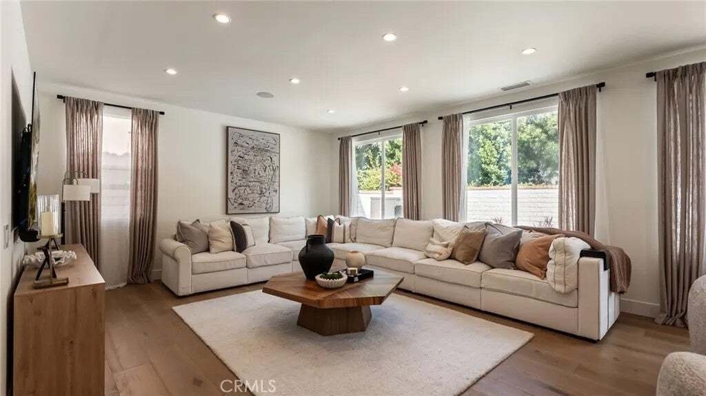 House in Santa Clarita, California, United States 5 - 18893921