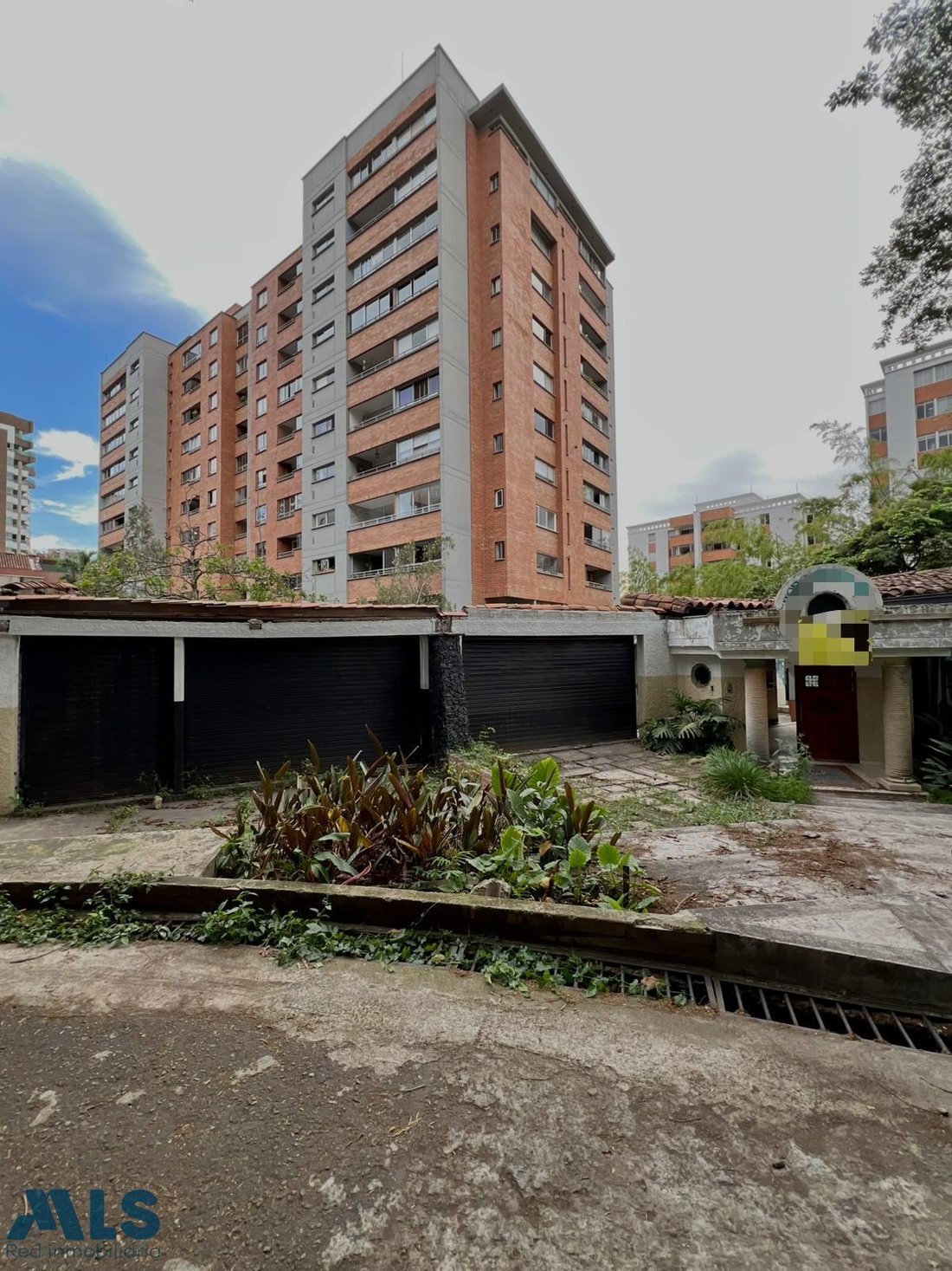 Land in Medellín, Antioquia, Colombia 2 - 18894146
