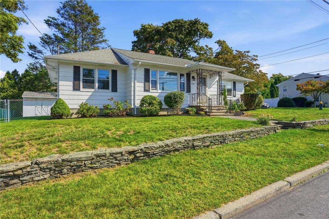 House in Cranston, Rhode Island, United States 2 - 18893384