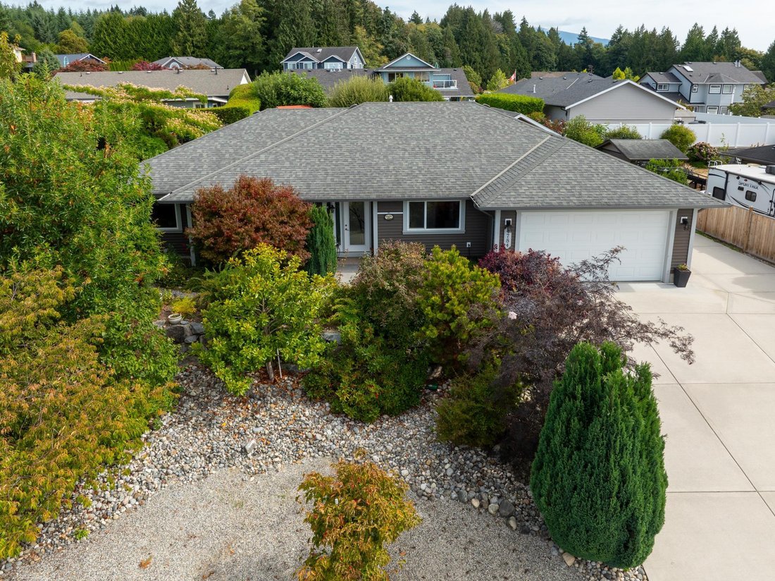 House in Sechelt, British Columbia, Canada 1 - 18894291
