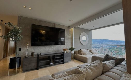 Apartamento en Medellín, Antioquia, Colombia 1