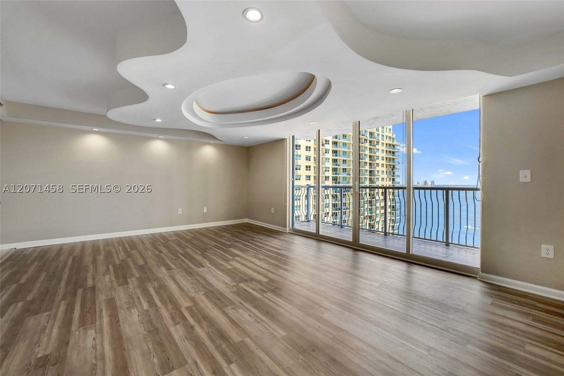 Condominio en Miami, Florida, Estados Unidos 2 - 18893866