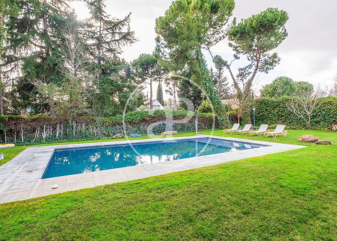 Villa in La Moraleja, Alcobendas, Autonome Gemeinschaft Madrid 3 - 18894016