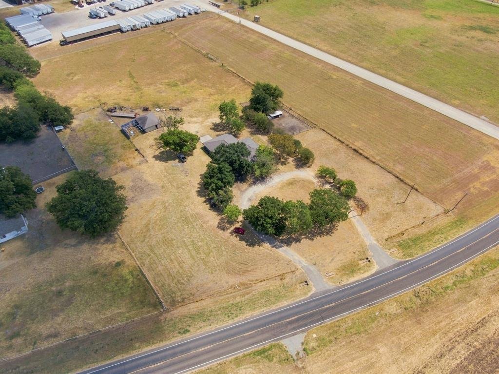 House in Avalon, Texas, United States 1 - 18893588