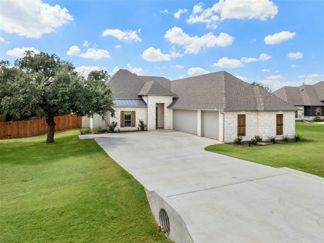 House in Salado, Texas, United States 4 - 18893753