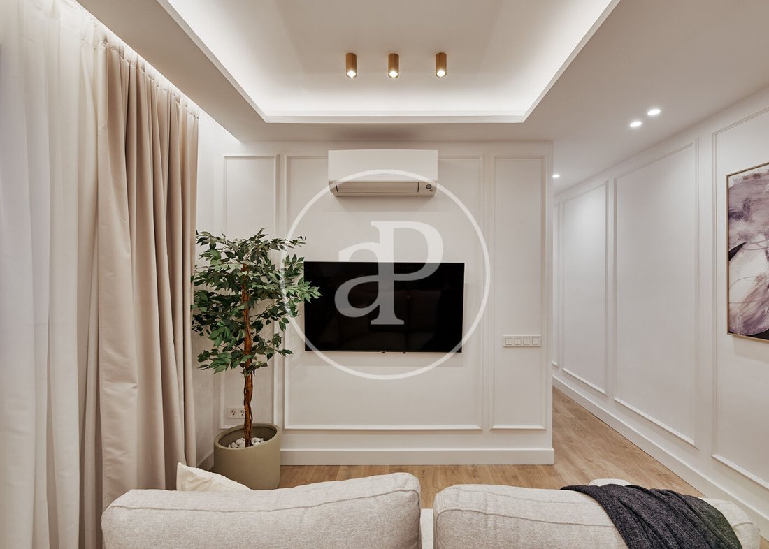 Apartment in Centro, Madrid, Spain 4 - 16995203