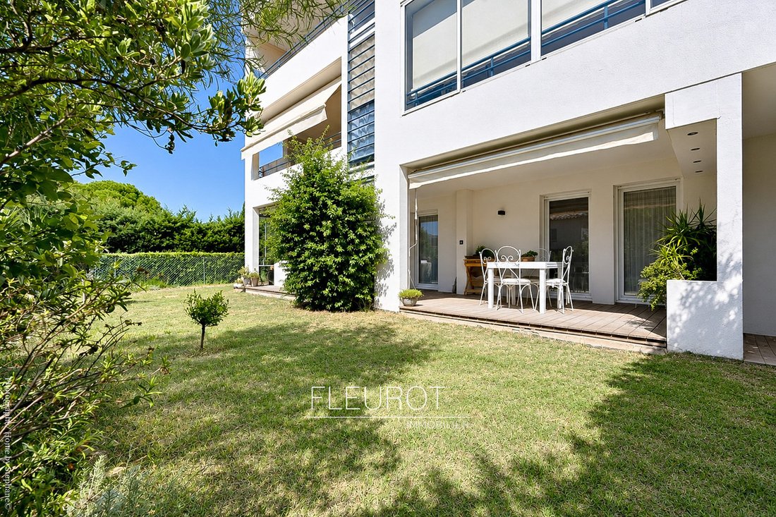 Apartamento en La Ciotat, Provenza-Alpes-Costa Azul, Francia 1 - 18894158