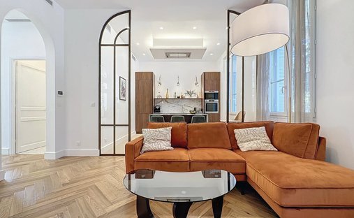 Apartment in Place de Gaulle, Antibes, France 1