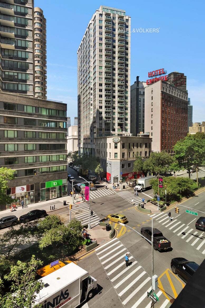 Condo in New York, New York, United States 4 - 18894245