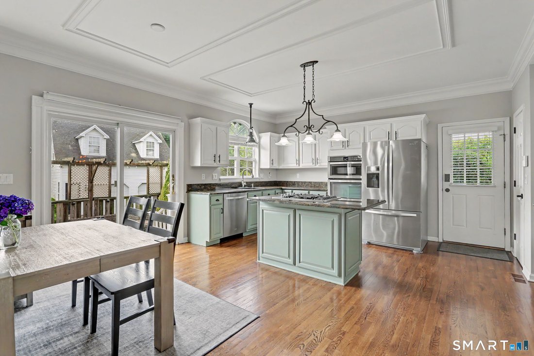 House in Milford, Connecticut, United States 2 - 18893016