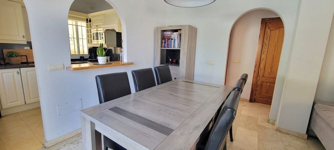 Villa à El Faro, Mijas, Espagne 4 - 18893873