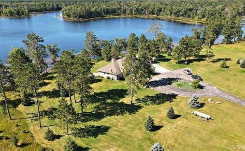 Casa a Menominee, Michigan, Stati Uniti 1