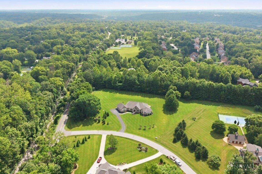 House in Indian Hill, Ohio, United States 4 - 18893108