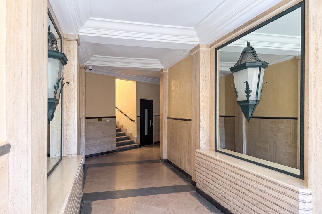 Apartment in Saint Nicolas, Cannes, France 3 - 18894375