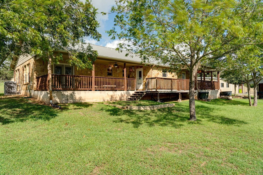 House in Bastrop, Texas, United States 1 - 18893747