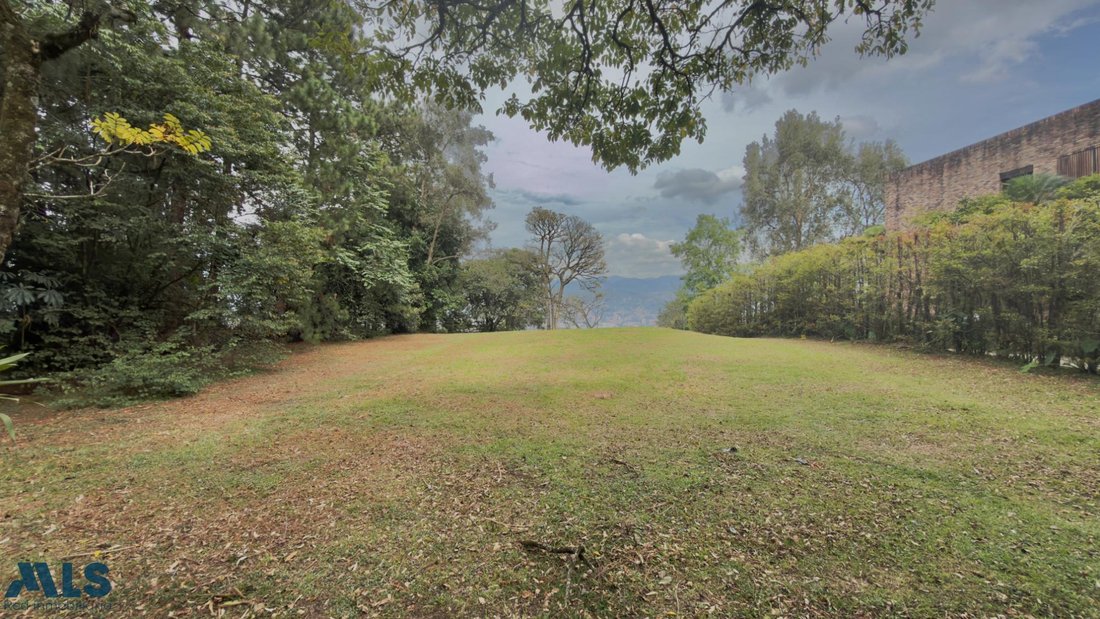 Land in Envigado, Antioquia, Colombia 3 - 18894166