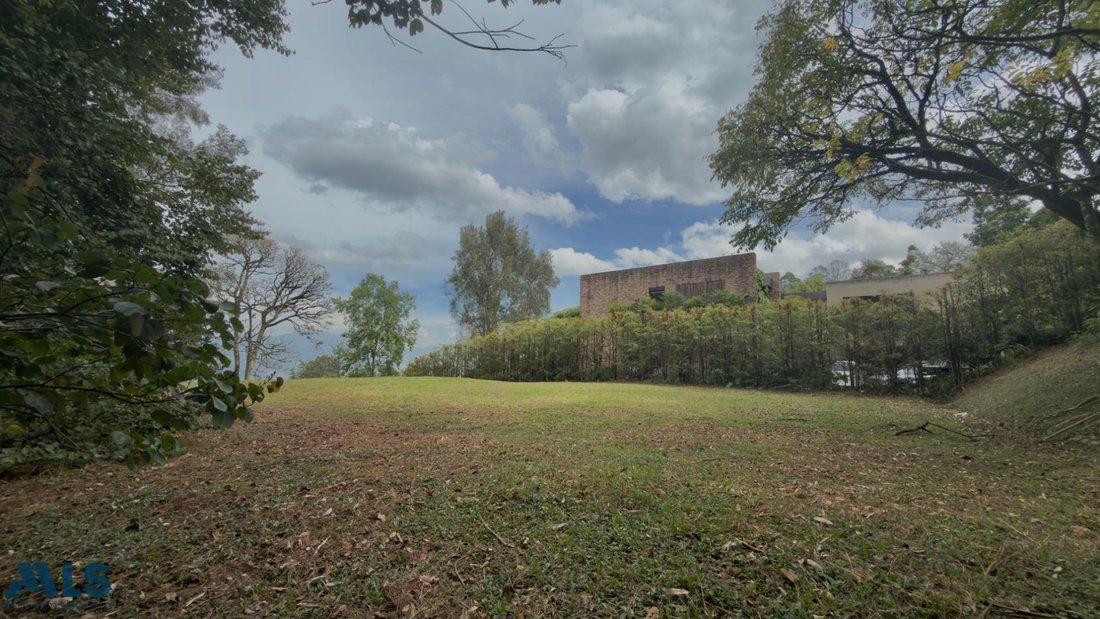 Land in Envigado, Antioquia, Colombia 1 - 18894166