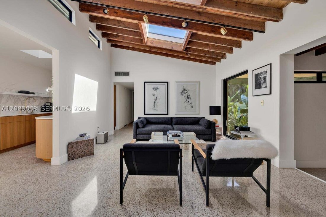 House in Miami, Florida, United States 2 - 18893815