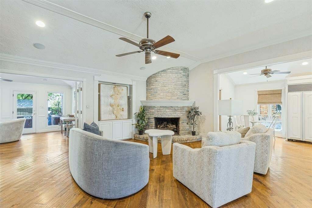 House in Dallas, Texas, United States 3 - 17985485