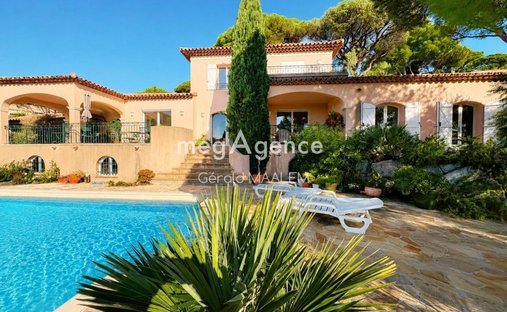 Casa de Campo en Ville-Les Saquedes-Le Bouillonnet, Sainte-Maxime, Francia 1
