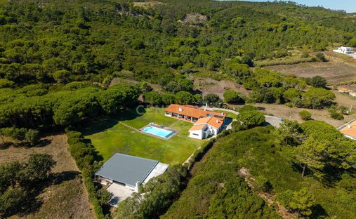 Villa in Famalicão, Leiria, Portugal 1