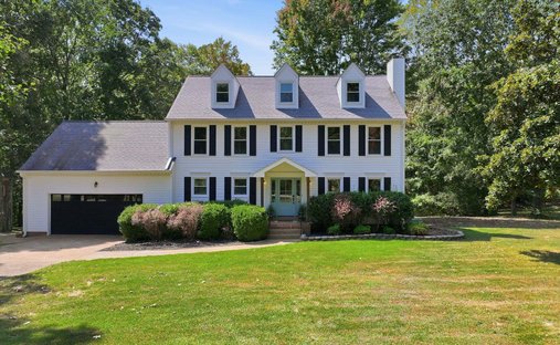 House in Burns, Tennessee, United States 1