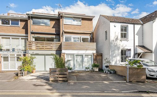 Townhouse in Kingston Upon Thames, Royal Borough of Kingston upon Thames, England 1