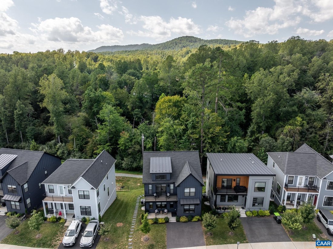 House in Charlottesville, Virginia, United States 4 - 18893032