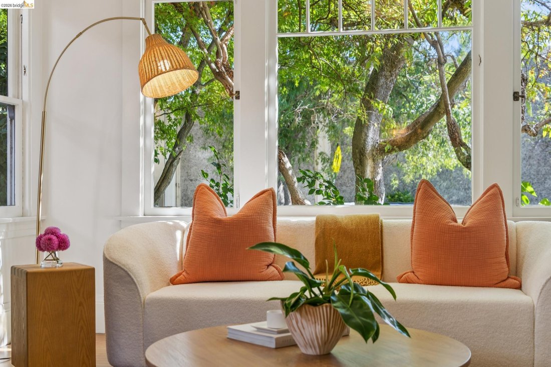 Condo in Oakland, California, United States 5 - 18893728