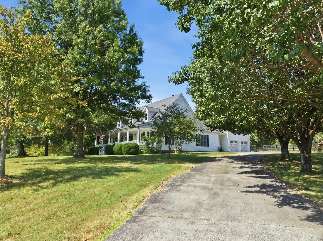 House in Crestwood, Kentucky, United States 4 - 18893043