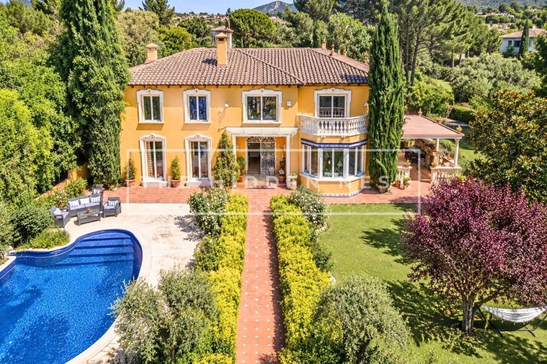 Haus in Sant Cugat del Vallès, Katalonien, Spanien 1 - 18342481
