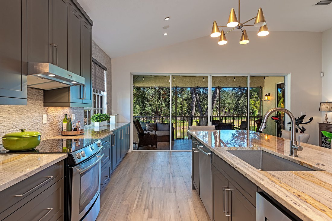 Condo in Naples, Florida, United States 5 - 18894526