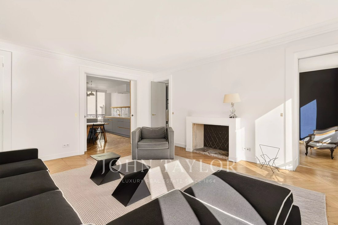Apartment in Saint Thomas d'Aquin, Paris 7e Arrondissement, Paris 3 - 18509889