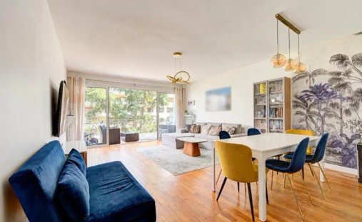 Apartment in Saint-Cloud, Ile-de-France, France 1