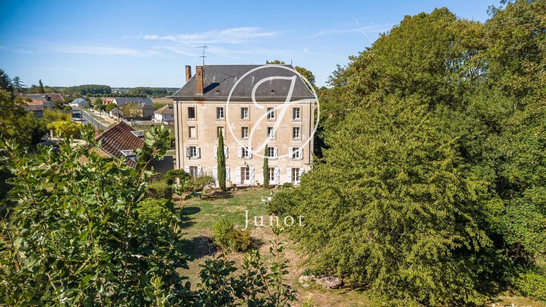 Areines, Centre-Val de Loire, France 3 - 18894434
