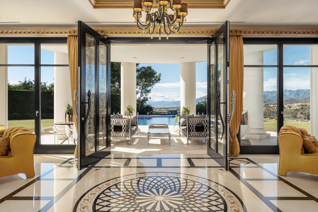 Villa in Elviria-Cabopino, Marbella, Spain 4 - 18894658