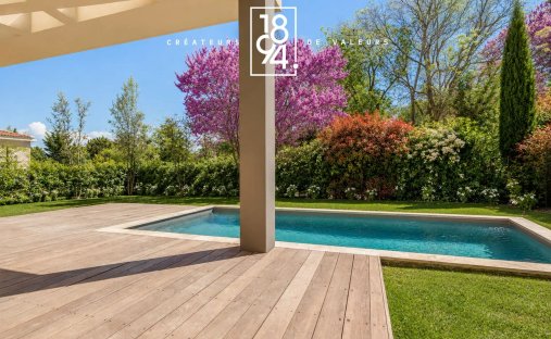 House in Granettes-Jauberte-Sainte Anne, Aix-en-Provence, France 1