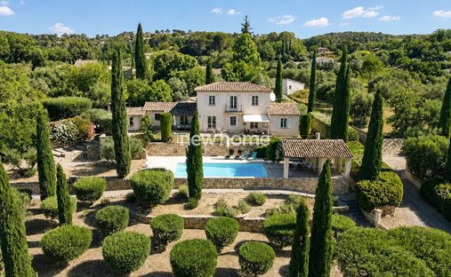 Maison à Ouest, Lorgues, France 1