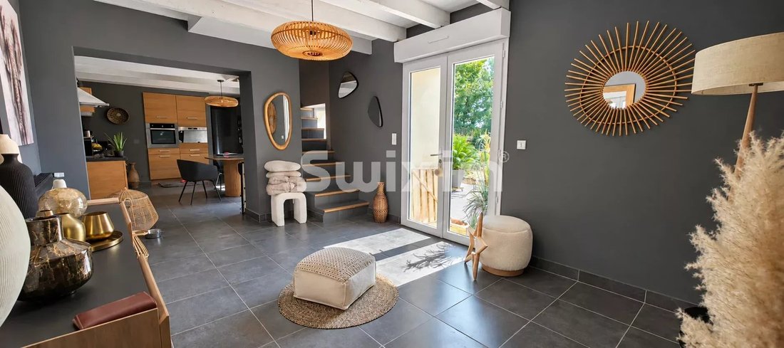 Country House in Grignan, Auvergne-Rhône-Alpes, France 5 - 18894512