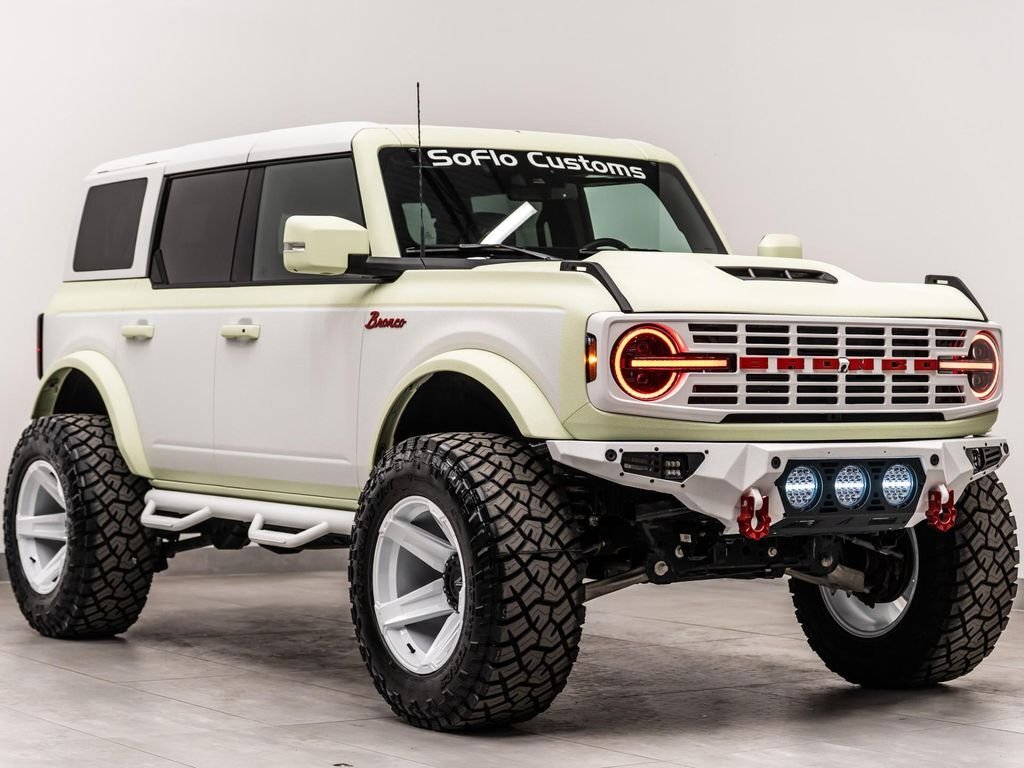 Ford Bronco 4X4 in Fort Lauderdale, FL, United States 5 - 18894408
