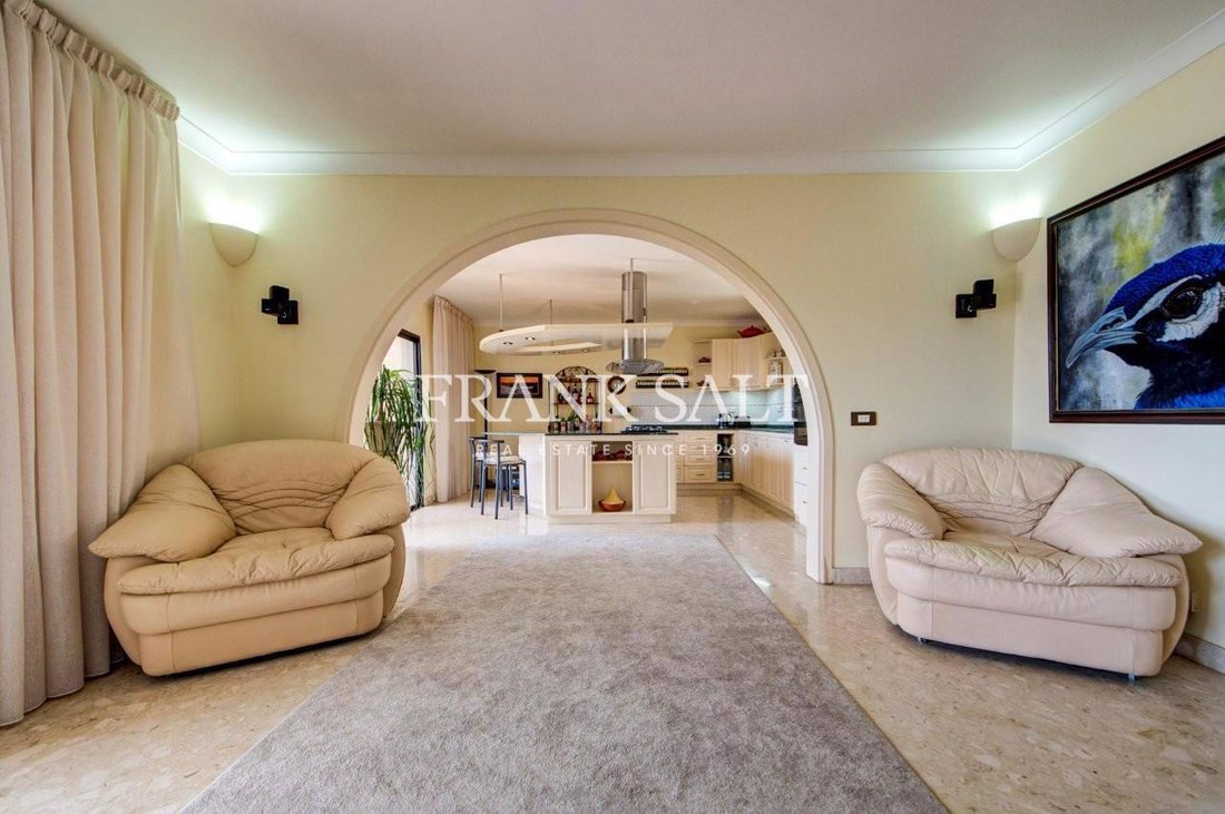 Penthouse in Saint Julian's, Malta 5 - 18894431