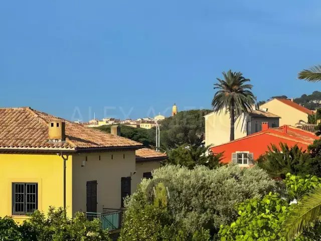 Appartamento a Zone Est Diffuse, San Tropez, Francia 3 - 18261285