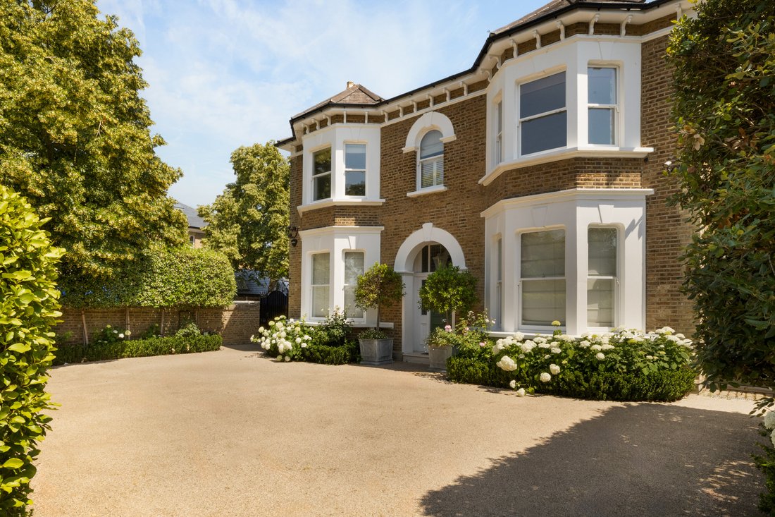 Maison à Kew, Richmond sur la Tamise, Angleterre 1 - 18894528