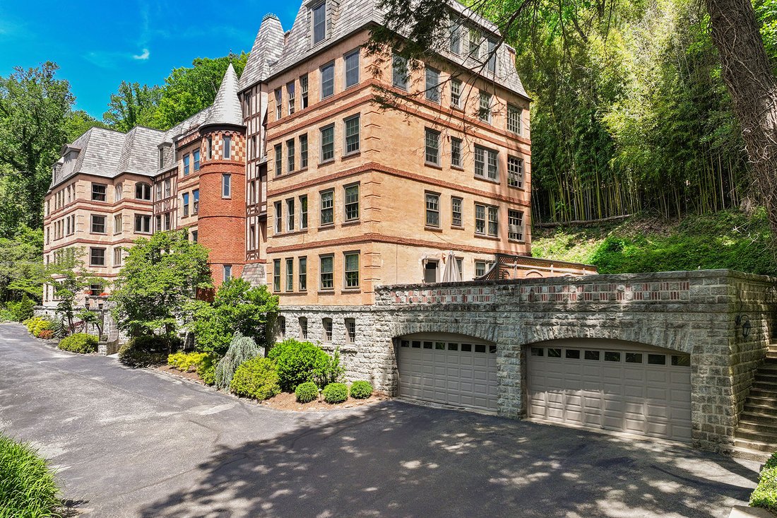 House in Asheville, North Carolina, United States 2 - 18894545