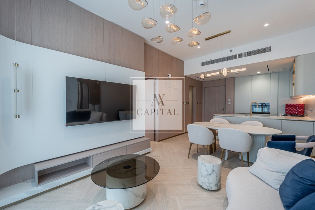 Apartment in Umm Suqeim, Dubai, United Arab Emirates 3 - 18894426