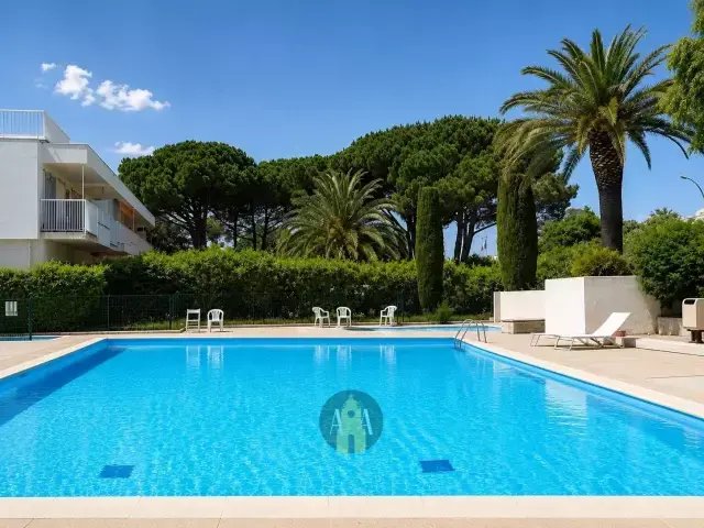 Appartamento a Zone Est Diffuse, San Tropez, Francia 2 - 18261285
