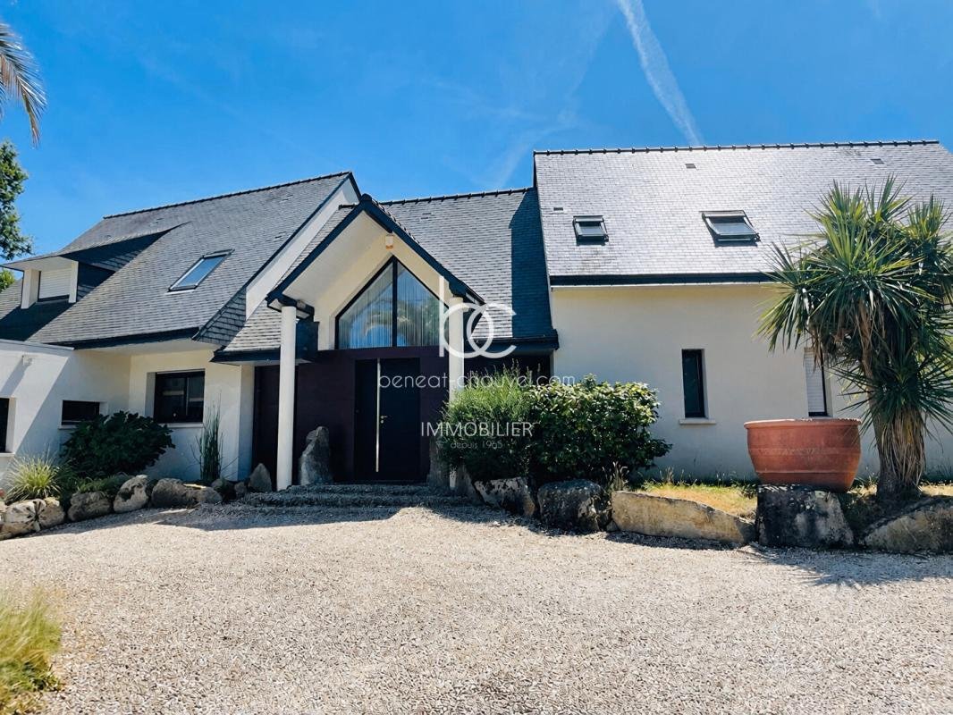 House in Centre Ville, Theix-Noyalo, France 2 - 18894544