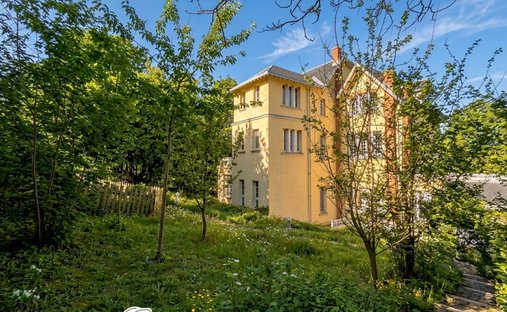 Estate in Centre Ville, Rueil-Malmaison, France 1