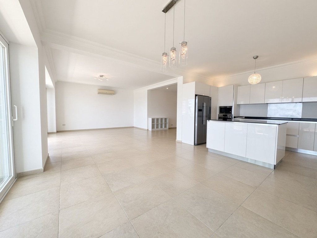 Apartment in Sliema, Malta 5 - 18894637