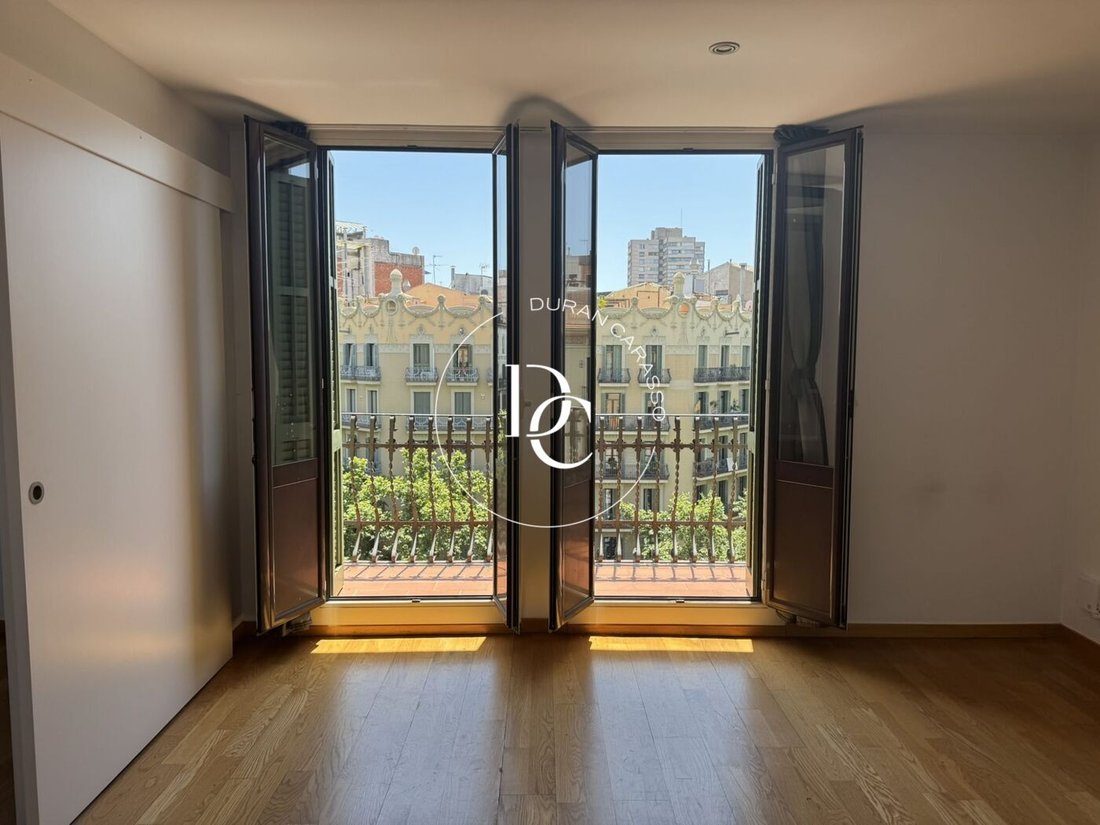 Appartement à Eixample, Barcelone, Espagne 4 - 18388154